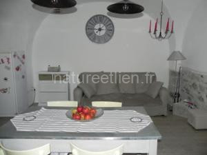 Charmant gîte 2 étoiles, parking privé à Ruoms à Ruoms
