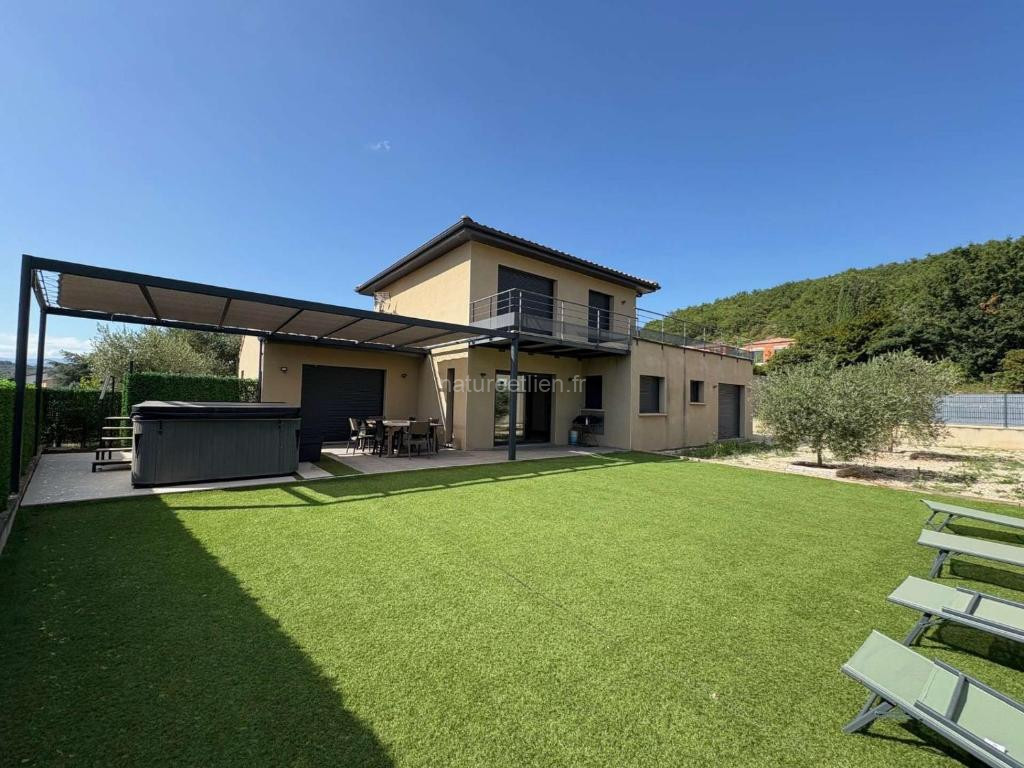 Photo de Villa 4 Suites avec Spa de Nage, Terrasse et Clim - Proche Centre Ruoms - FR-1-382-149