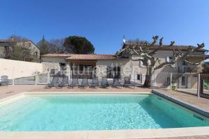 GRAND GîTE LOUISE à Ruoms